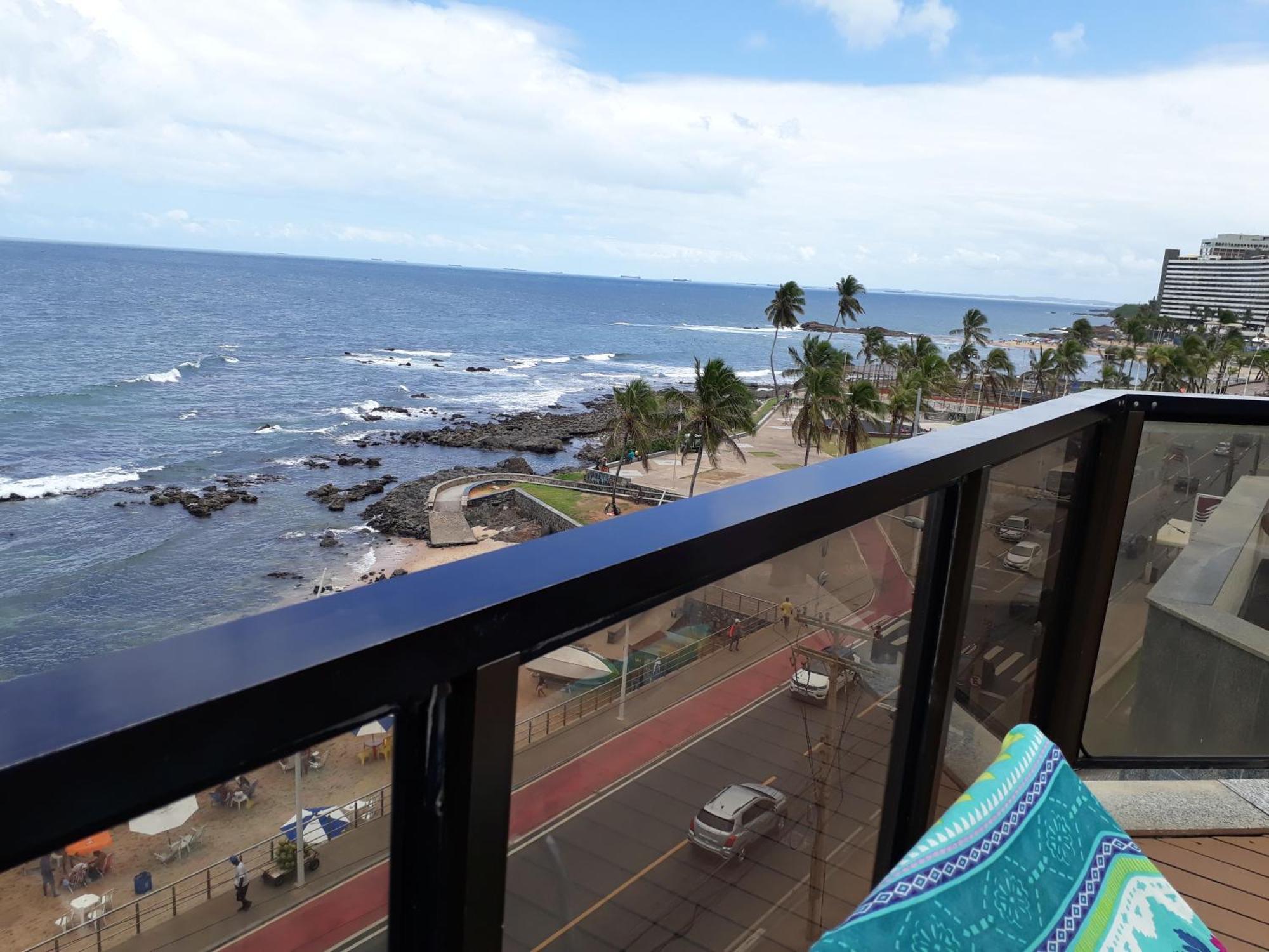 Pequeno E Completo Na Orla Apartamento Salvador